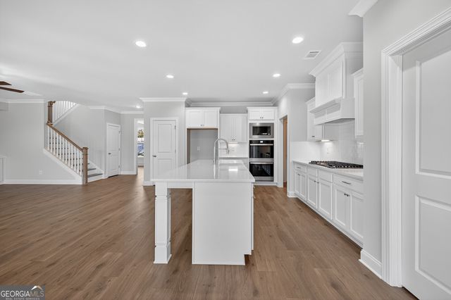 5583 Spring Street, Flowery Branch, GA 30542