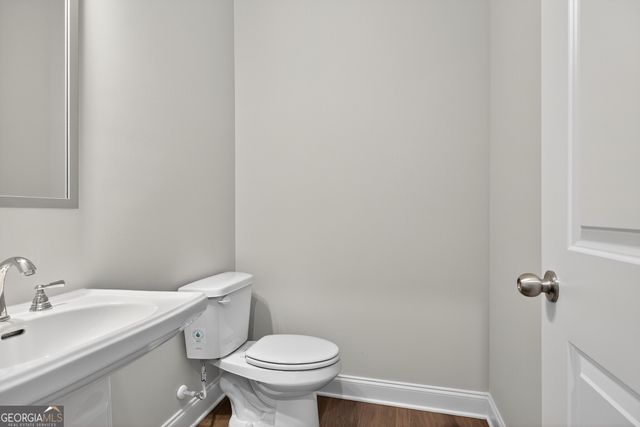 5583 Spring Street, Flowery Branch, GA 30542