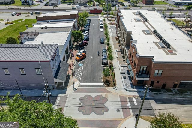 5583 Spring Street, Flowery Branch, GA 30542