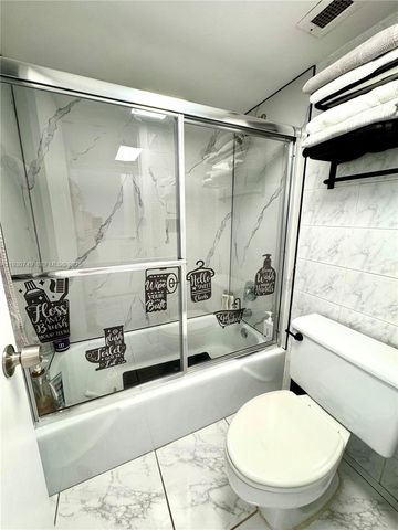 300 Bayview Dr 1603, Sunny Isles Beach, FL 33160