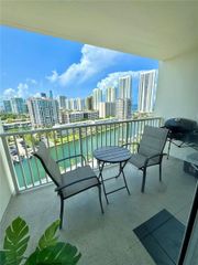 300 Bayview Dr 1603, Sunny Isles Beach, FL 33160