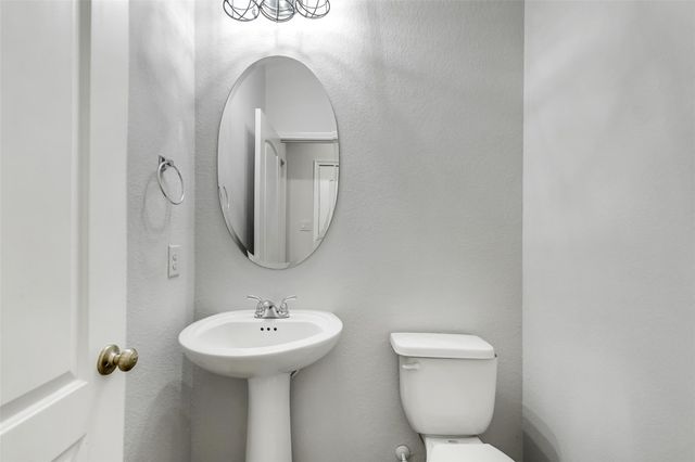 218 Kinnerly Peak Place, Montgomery, TX 77316