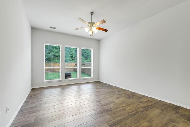 218 Kinnerly Peak Place, Montgomery, TX 77316