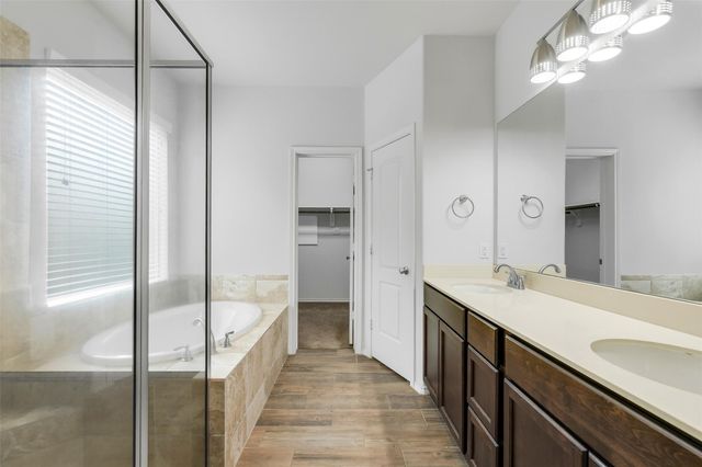 218 Kinnerly Peak Place, Montgomery, TX 77316