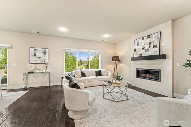 19817 11th Drive SE, Bothell, WA 98012