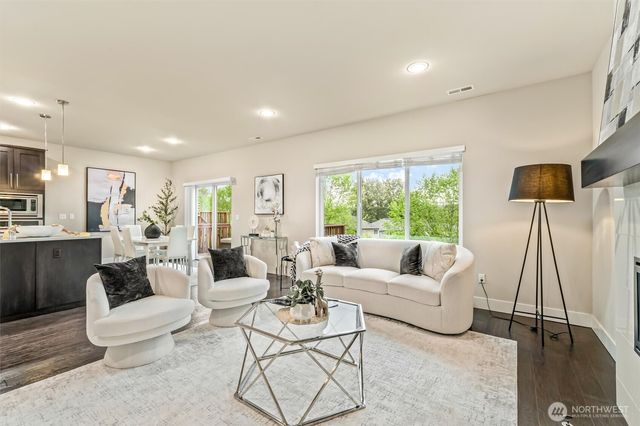 19817 11th Drive SE, Bothell, WA 98012