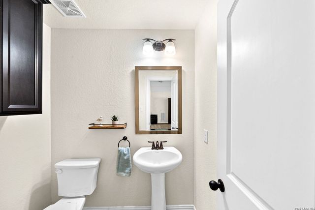 216 Aspen, Boerne, TX 78006