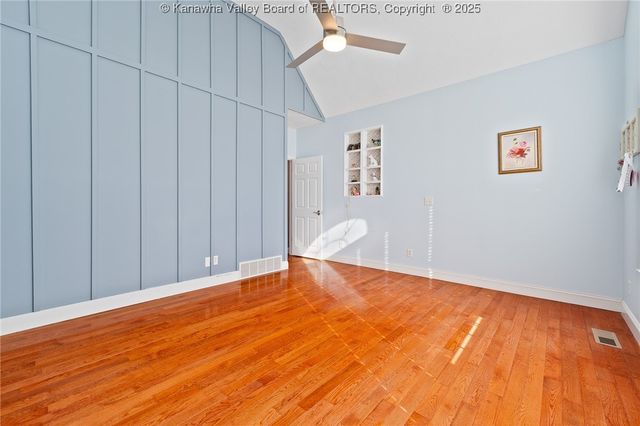 5002 Rosecrest Drive, Hurricane, WV 25526