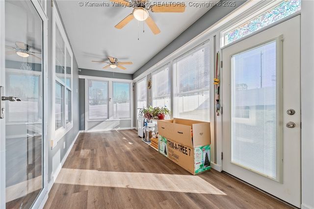 5002 Rosecrest Drive, Hurricane, WV 25526