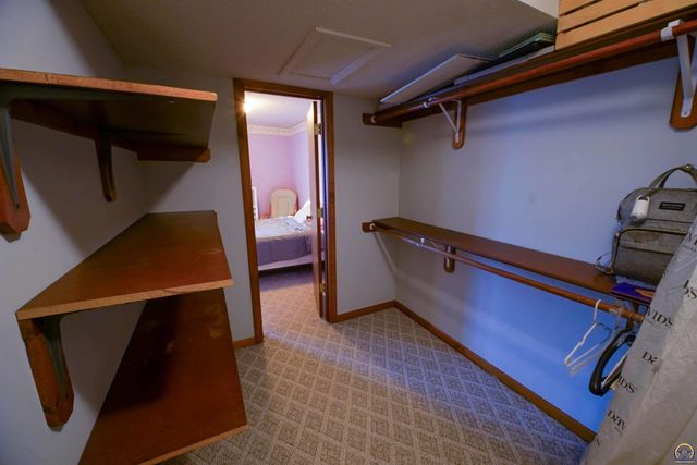 5125 NW Kendall CT, Topeka, KS 66618