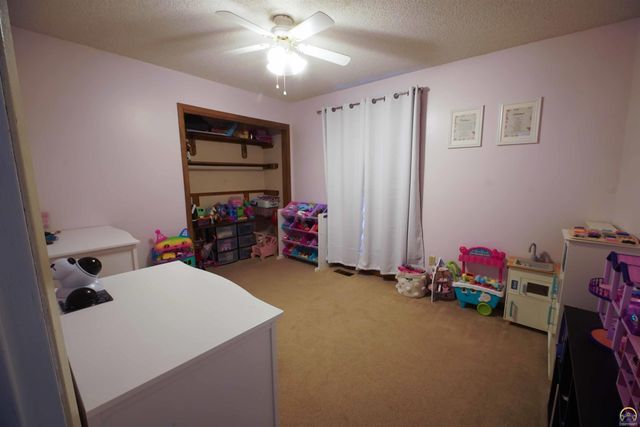 5125 NW Kendall CT, Topeka, KS 66618