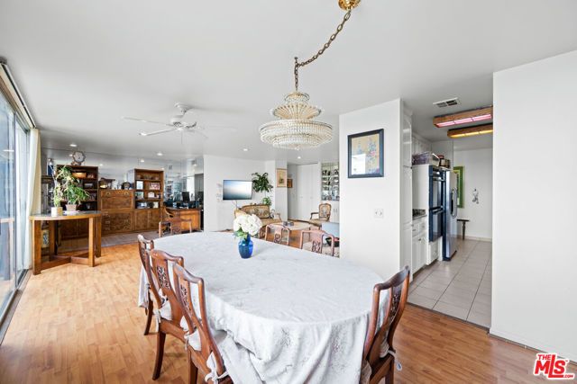 100 S Doheny Drive 512, Los Angeles, CA 90048