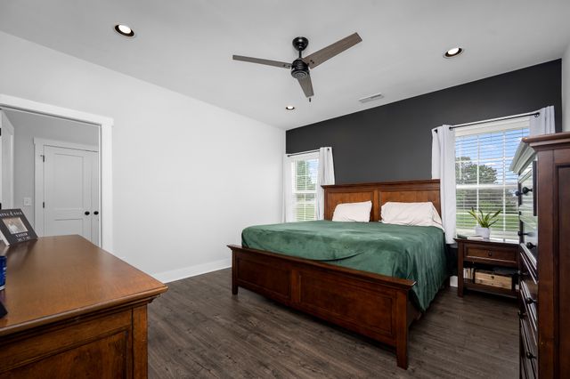 148 Oak Tree Dr, Mcminnville, TN 37110
