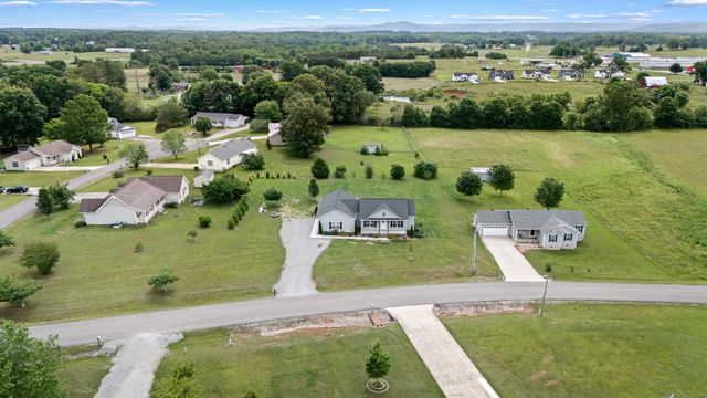148 Oak Tree Dr, Mcminnville, TN 37110