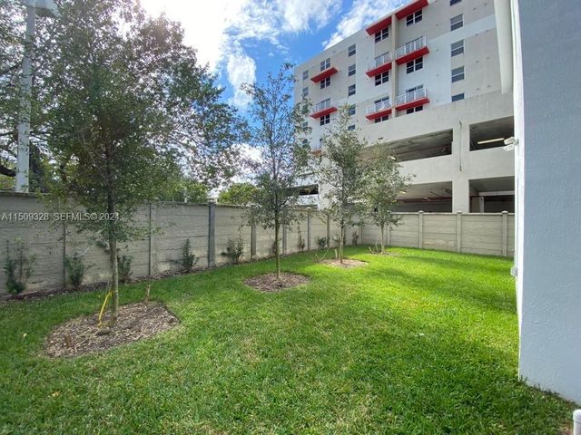 190 NW 57th Street, Miami, FL 33127