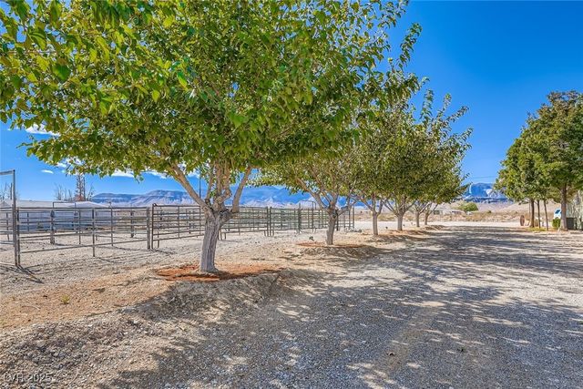 12992 State Hwy 160 Road, Las Vegas, NV 89161