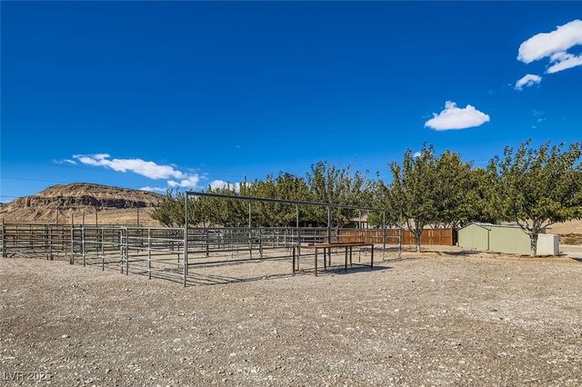 12992 State Hwy 160 Road, Las Vegas, NV 89161