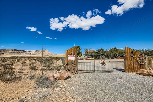 12992 State Hwy 160 Road, Las Vegas, NV 89161