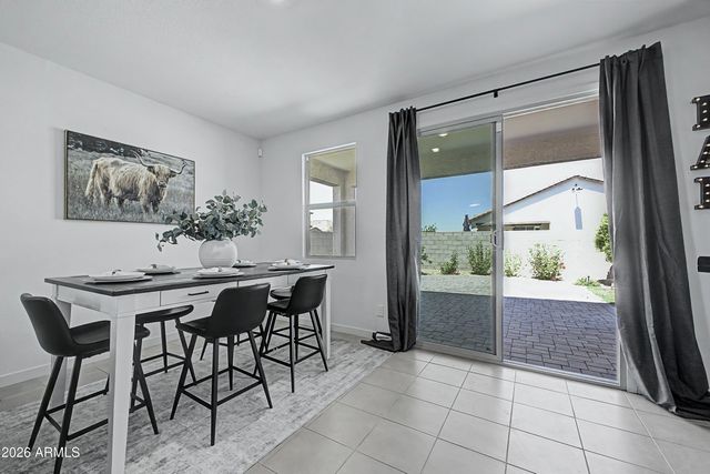 17870 W GAMBIT Trail, Surprise, AZ 85387