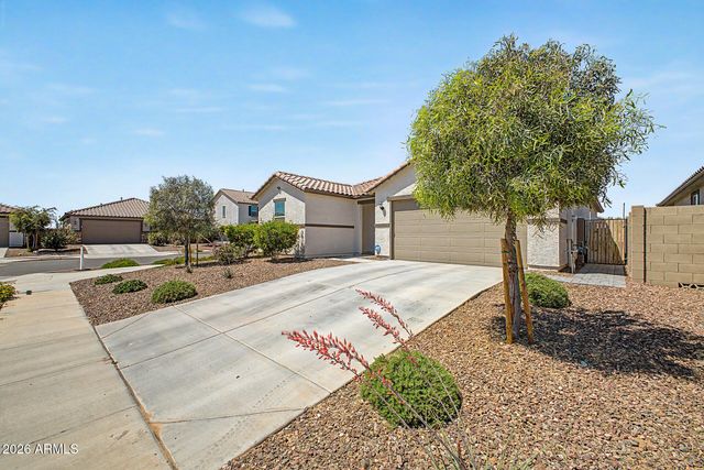 17870 W GAMBIT Trail, Surprise, AZ 85387