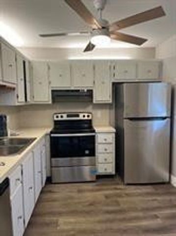 1025 SE 3rd Avenue 303, Dania Beach, FL 33004