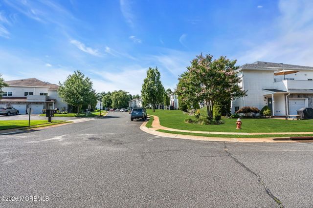 374 Deuce Drive, Wall, NJ 07719