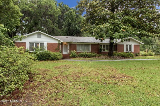 45071 HODGES Road, Callahan, FL 32011