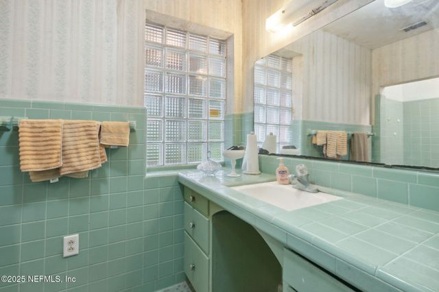 45071 HODGES Road, Callahan, FL 32011