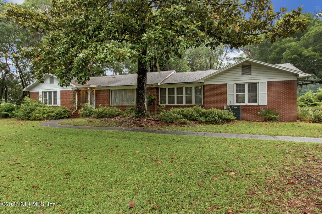 45071 HODGES Road, Callahan, FL 32011