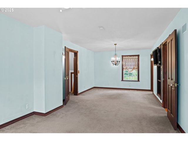 2409 SUNRISE St, Kelso, WA 98626