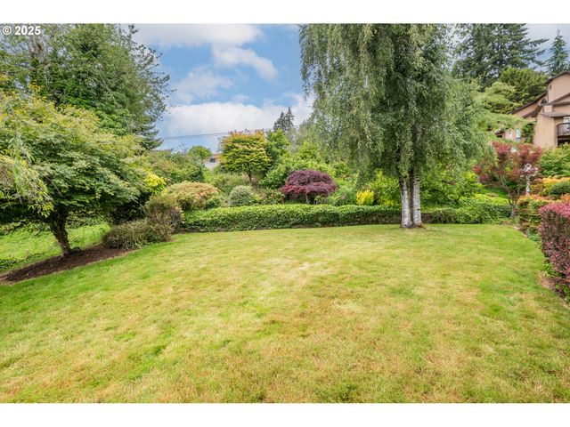 2409 SUNRISE St, Kelso, WA 98626