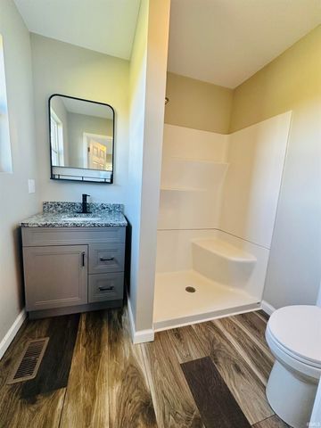 1062 N Mill Street, New Castle, IN 47362