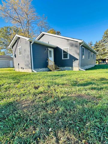 1062 N Mill Street, New Castle, IN 47362