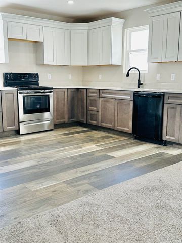 1062 N Mill Street, New Castle, IN 47362