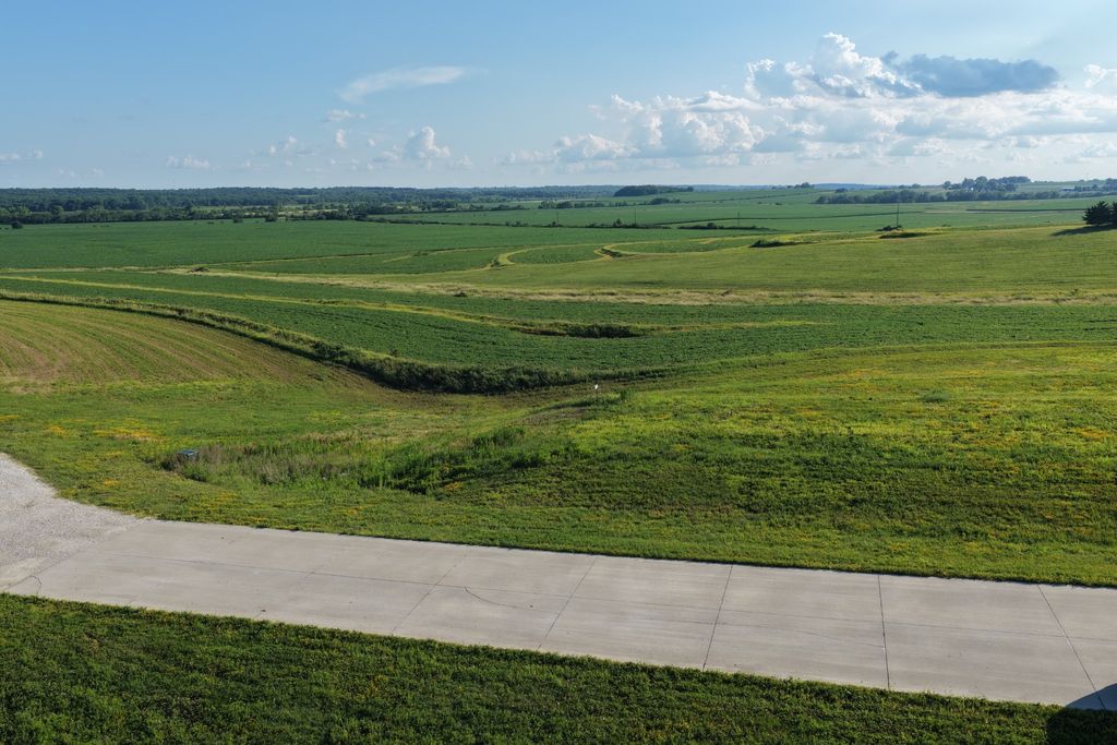 Lot 10 152nd Lane, Carlisle, IA 50047