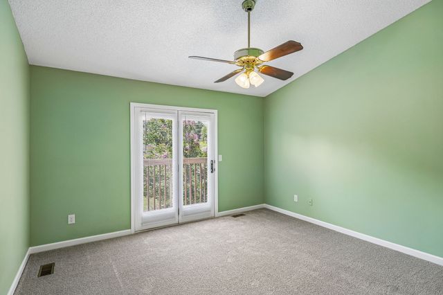 328 Hickory Pl, Nashville, TN 37214