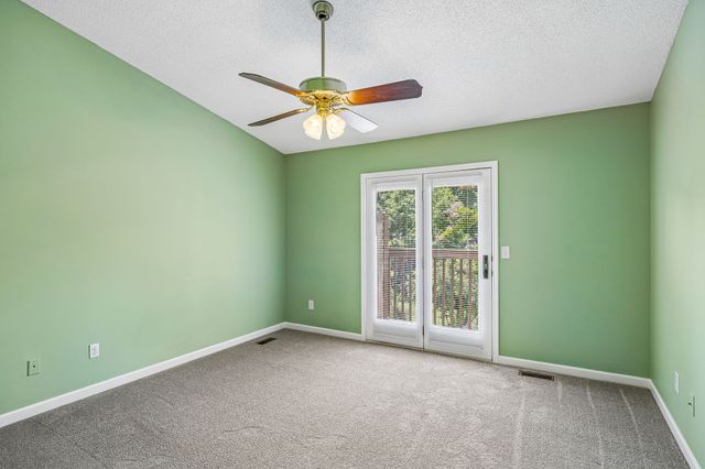 328 Hickory Pl, Nashville, TN 37214