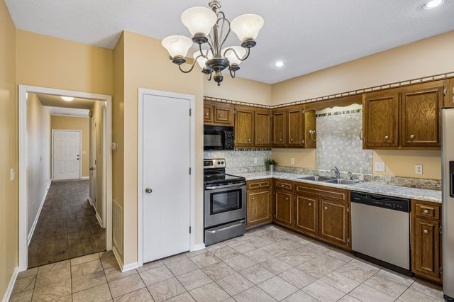 328 Hickory Pl, Nashville, TN 37214