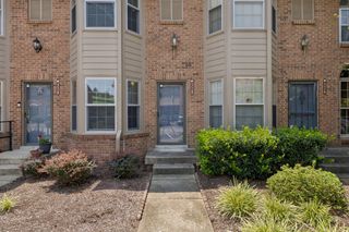 328 Hickory Pl, Nashville, TN 37214