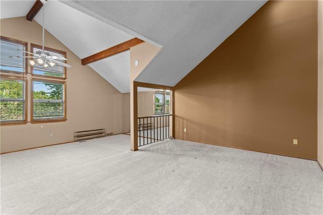 8075 Colony Lane, Lenexa, KS 66215