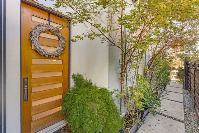 3912 Munger Avenue, Dallas, TX 75204