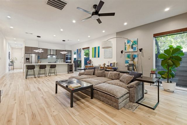 3912 Munger Avenue, Dallas, TX 75204
