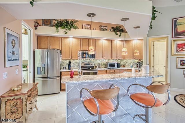 8356 Southwind Bay CIR, Fort Myers, FL 33908