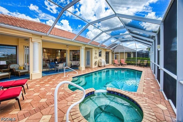 8356 Southwind Bay CIR, Fort Myers, FL 33908