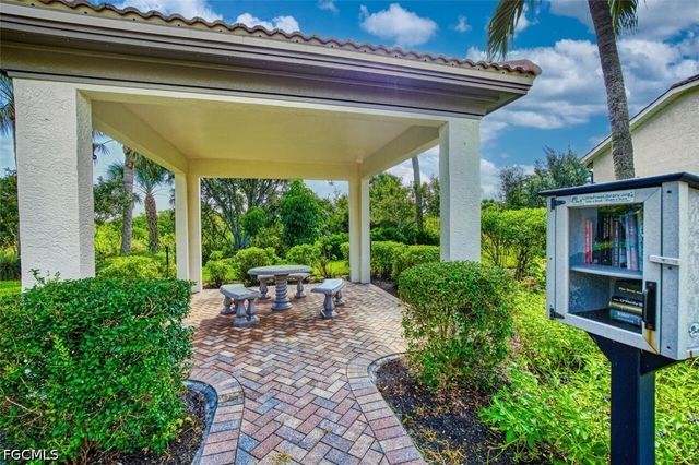8356 Southwind Bay CIR, Fort Myers, FL 33908