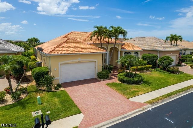 8356 Southwind Bay CIR, Fort Myers, FL 33908