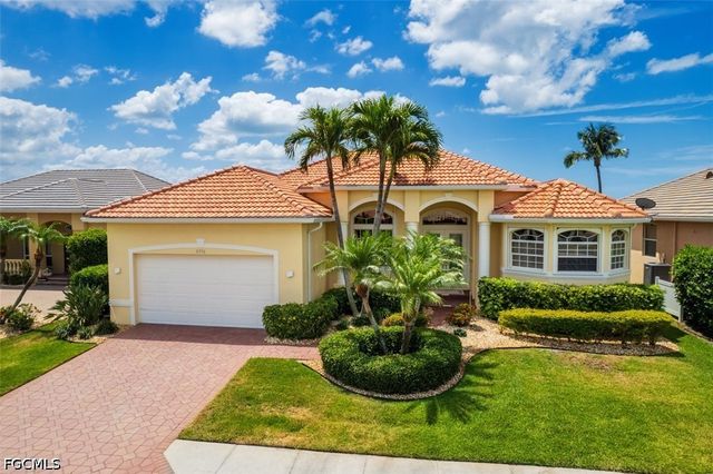 8356 Southwind Bay CIR, Fort Myers, FL 33908