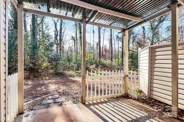 8022 Princess Ann Drive, Charlotte, NC 28212