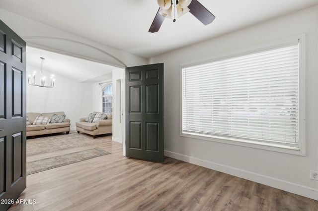 937 S SAN JOAQUIN Court, Gilbert, AZ 85296