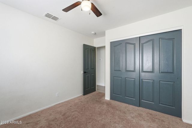 937 S SAN JOAQUIN Court, Gilbert, AZ 85296